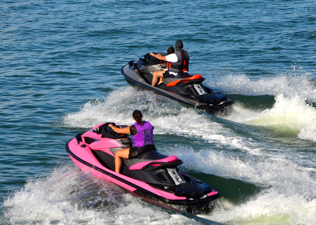 jetskiing longboat key